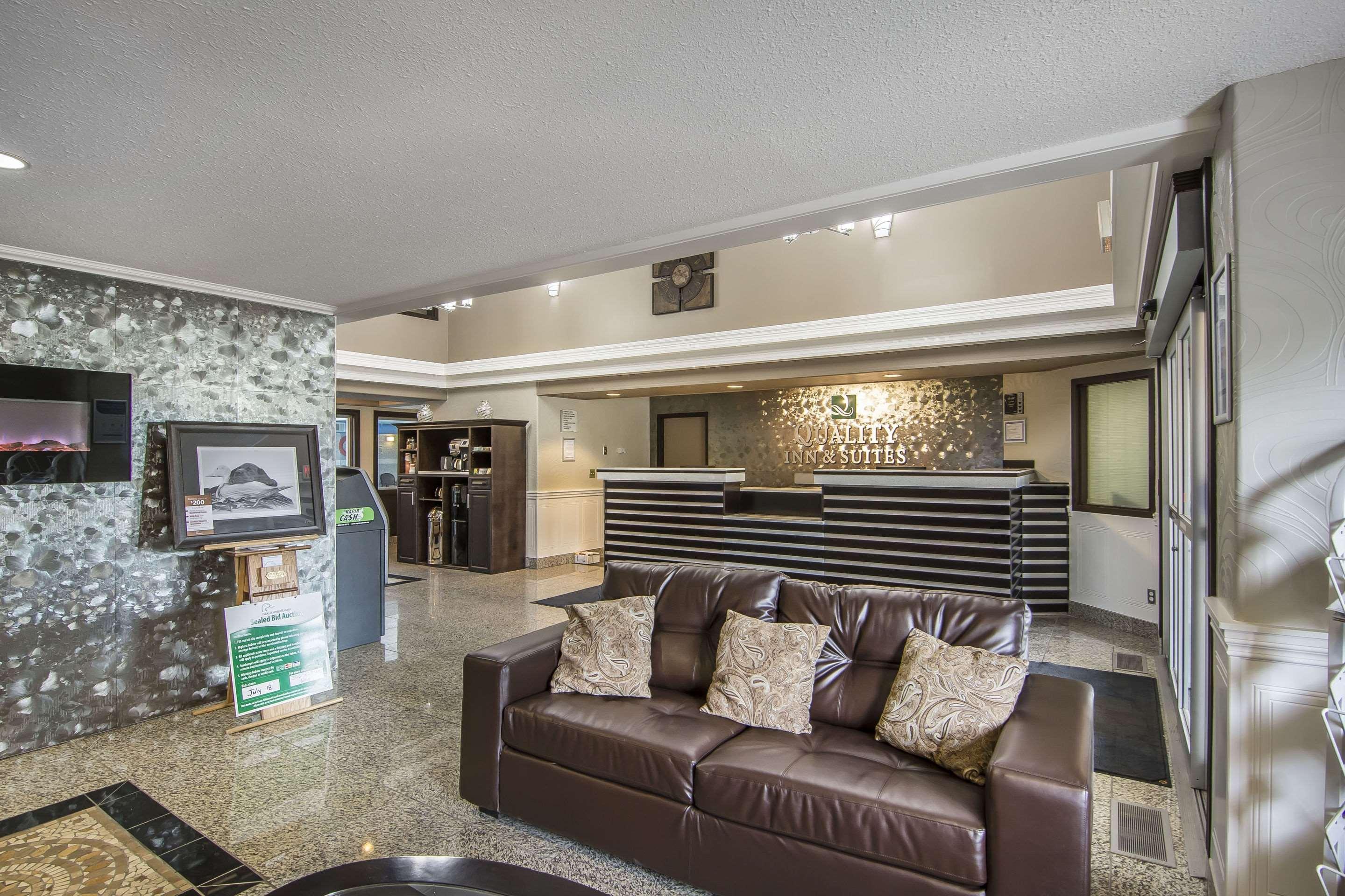 Quality Inn & Suites Yorkton Exteriér fotografie