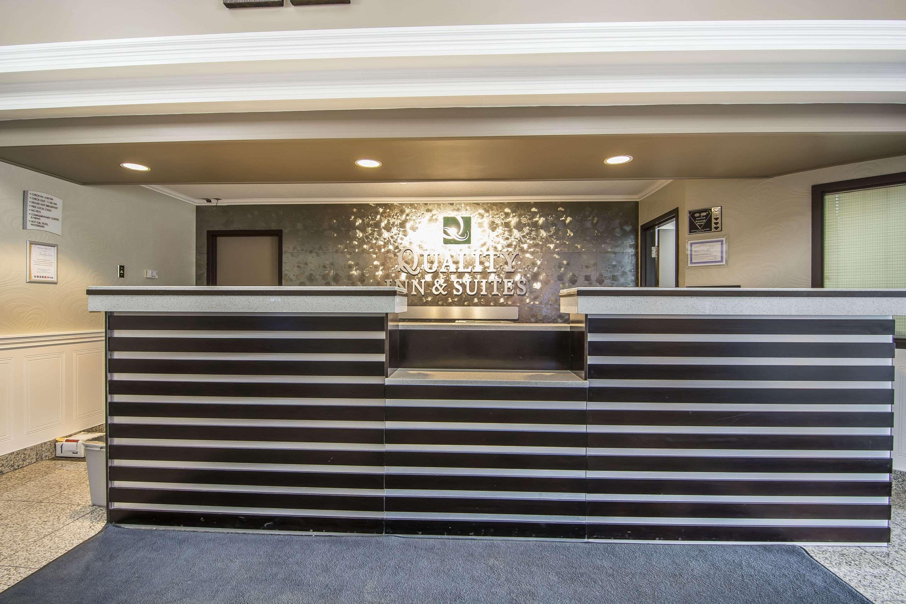 Quality Inn & Suites Yorkton Exteriér fotografie