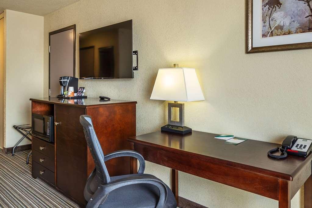 Quality Inn & Suites Yorkton Pokoj fotografie