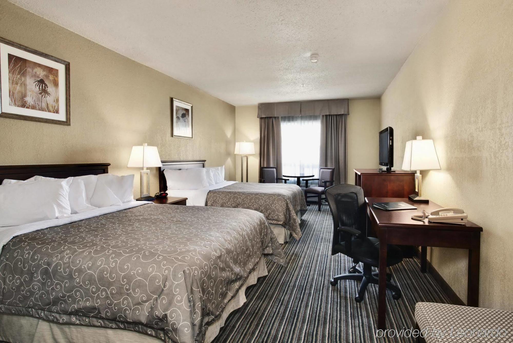 Quality Inn & Suites Yorkton Pokoj fotografie